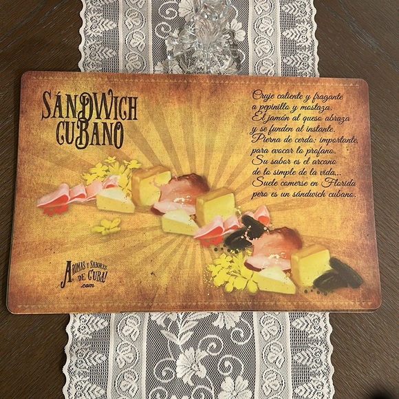 Beautiful Doilies… recreate some of the tastiest dishes of Cuban cuisine 🍽️ 😊 - Picture 3 of 12